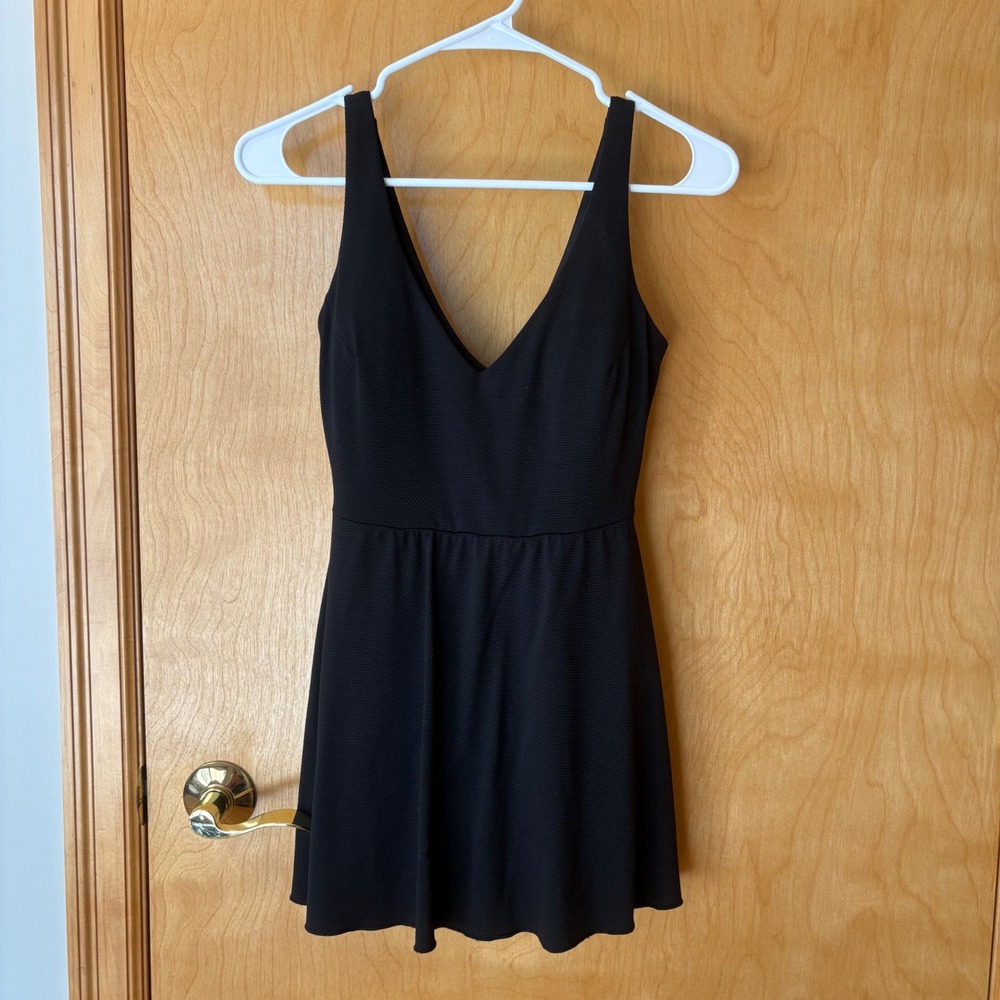 Spanx Swim Skirted One Piece Swimsuit Women S Black Pique V-Neck 50388R